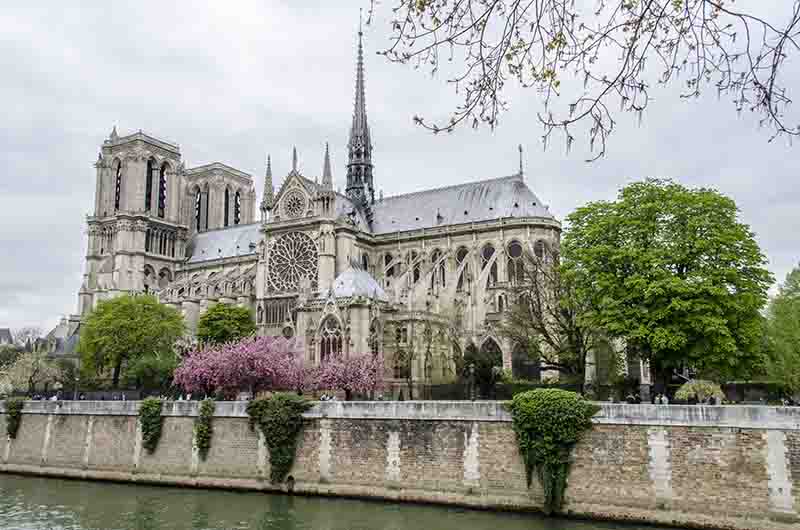 30 - Francia - Paris - catedral de Notre Dame.jpg